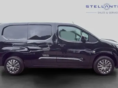 Used Peugeot Partner 128 HP (94 kW) 2025 Black MPV