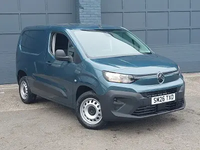 New Citroën Berlingo 100 HP (73 kW) 2026 Blue MPV
