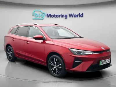Käytetty MG MG5 EV Trophy 113 kW (154 HP) 2023 Farmari