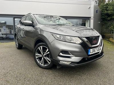 Begagnad Nissan Qashqai N-Connecta 2017 Grå SUV