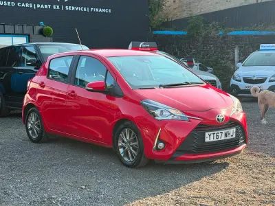 Used Toyota Yaris 2017 Red Hatchback