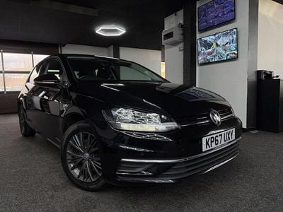Used VW Golf VII SE 125 HP (91 kW) 2017 Black Hatchback