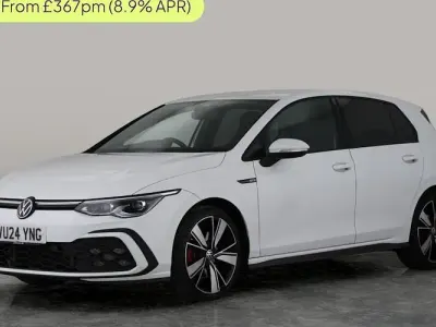 Begagnad VW Golf VIII GTD 200 HK (147 kW) 2023 Vit Halvkombi