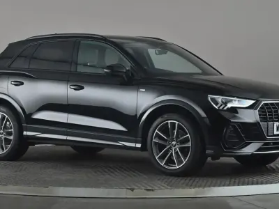Używany Audi Q3 Black Edition 150 KM (110 kW) 2022 Czarny SUV