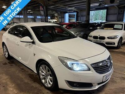 Used Vauxhall Insignia Elite 170 HP (125 kW) 2015 White Hatchback