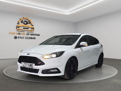 Used Ford Focus ST 2017 White Hatchback