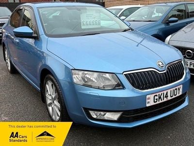 Blue Used 2014 Skoda Octavia Elegance Hatchback | £7,499 (Fair price)