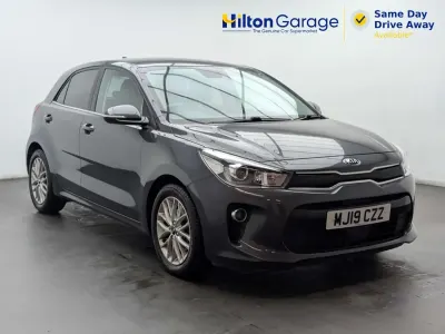 Begagnad Kia Rio 99 HK (72 kW) 2019 Grå Halvkombi