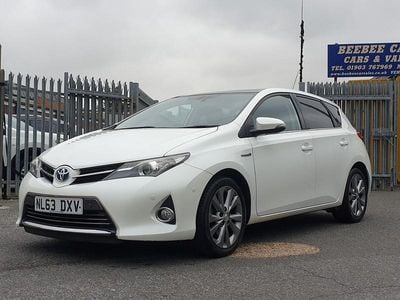 Toyota Auris Hybrid