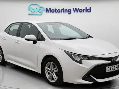 Usado Toyota Corolla 140 HP (102 kW) 2022 Branco Citadino