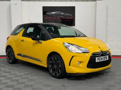 Usado Citroën DS3 82 HP (60 kW) 2014 Amarelo Citadino