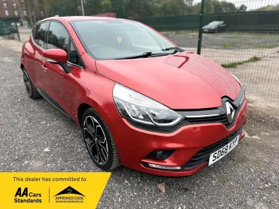 Gebraucht Renault Clio IV Iconic 90 PS (66 kW) 2018 Rot Kleinwagen