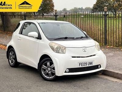 Toyota iQ