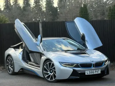 Used BMW i8 Comfort Edition 362 HP (266 kW) 2016 Silver Coupe