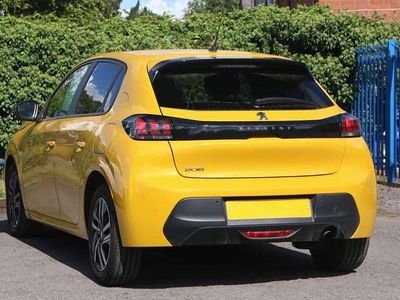 Used Peugeot 208 Active+ 101 HP (74 kW) 2023 Yellow Hatchback