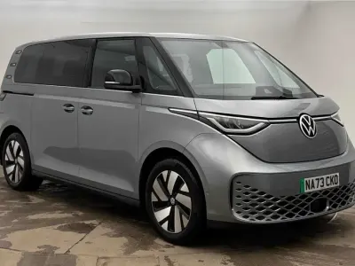 Używany VW ID. Buzz Pro 150 kW (204 KM) 2023 Srebrny Minivan