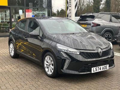 Used Renault Clio V Evolution 90 HP (66 kW) 2024 Diamond black  Hatchback