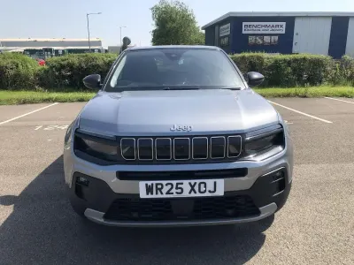 Used Jeep Avenger Summit 100 HP (73 kW) 2025 SUV