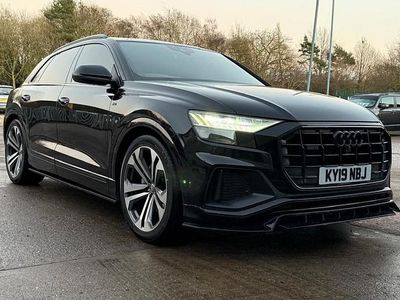 Black Used 2019 Audi Q8 S-Line SUV | £32,950 (Expensive)