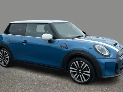 Używany Mini Cooper Level 3 135 kW (184 KM) 2023 Hatchback