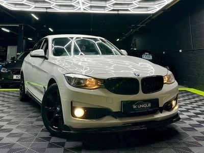 Begagnad BMW 320 M Performance 2014 Vit Halvkombi