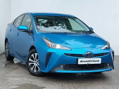 Used Toyota Prius Active 122 HP (89 kW) 2022 Blue Hatchback