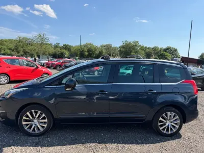 Used Peugeot 5008 Allure 163 HP (119 kW) 2014 Blue MPV