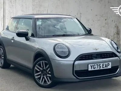 Used Mini Cooper Hatch 113 kW (154 HP) 2025 Silver Hatchback