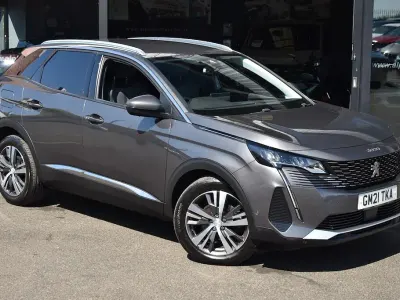 Used Peugeot 3008 Allure Premium 130 HP (95 kW) 2021 Grey SUV