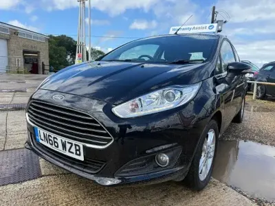 Used Ford Fiesta Zetec 82 HP (60 kW) 2016 Black Hatchback