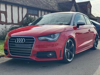 Begagnad Audi A1 S-Line 2013 Röd Halvkombi