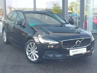 Used Volvo V90 Momentum 197 HP (144 kW) 2022 Black Estate
