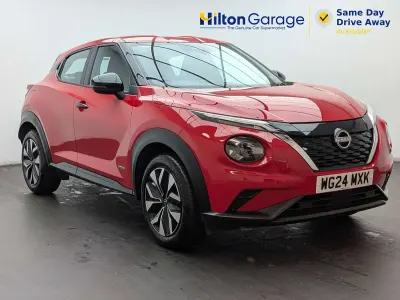 Used Nissan Juke Acenta Premium 143 HP (105 kW) 2024 Red SUV