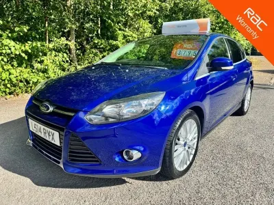 Used Ford Focus Zetec 115 HP (84 kW) 2014 Blue Hatchback