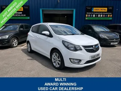 Used Vauxhall Viva 75 HP (55 kW) 2016 White Hatchback