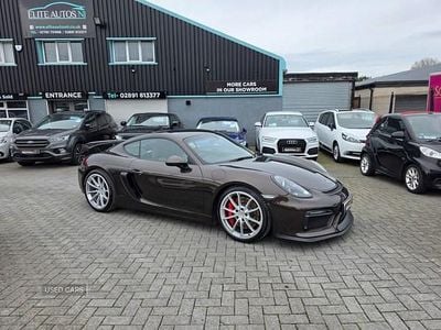 Used Porsche Cayman GT4 385 HP (283 kW) 2016 Red Coupe