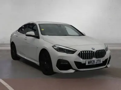 Begagnad BMW 218 M Sport 136 HK (100 kW) 2021 Vit Sedan