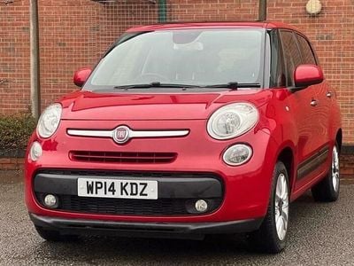 Used Fiat 500L Lounge 85 HP (62 kW) 2014 Red MPV