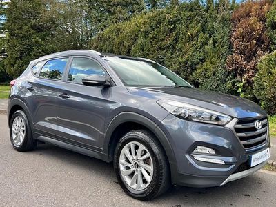Usado Hyundai Tucson SE 140 HP (102 kW) 2017 Cinzento SUV