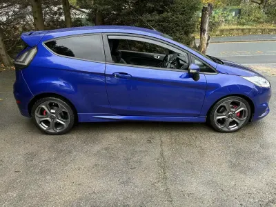Used Ford Fiesta ST 2016 Blue Hatchback