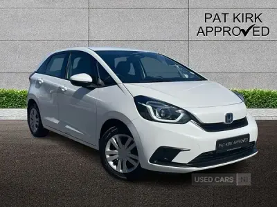 Used Honda Jazz Hybrid 109 HP (80 kW) 2021 White Hatchback