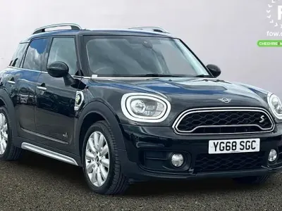 Used Mini Cooper S Countryman 224 HP (164 kW) 2019 Black SUV