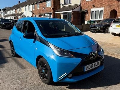 Used Toyota Aygo X-cite 69 HP (50 kW) 2016 Blue Hatchback