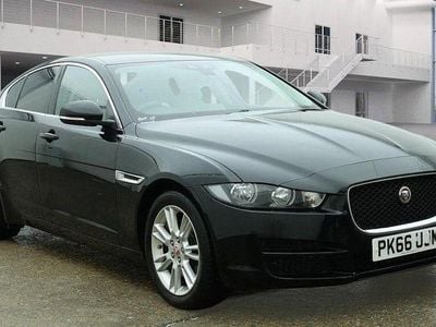Used Jaguar XE Prestige 240 HP (176 kW) 2016 Black Sedan