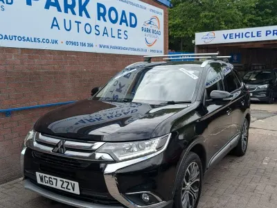 Używany Mitsubishi Outlander 2018 Czarny SUV
