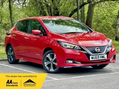 Used Nissan Leaf 160 kW (218 HP) 2019 Red Hatchback