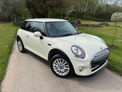 Used Mini Cooper Hatch 136 HP (100 kW) 2015 White Hatchback