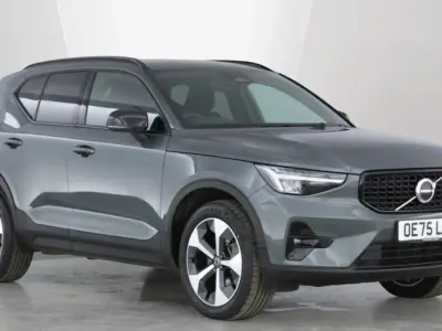 Used Volvo XC40 Plus 163 HP (119 kW) 2025 Forest lake SUV