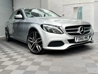 Used Mercedes C200 184 HP (135 kW) 2016 Silver Sedan
