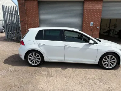 Used VW Golf VII GT 150 HP (110 kW) 2017 White Hatchback
